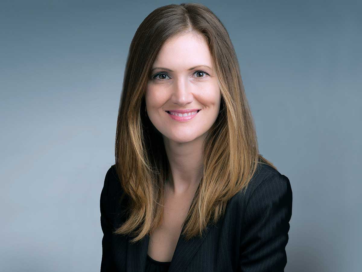 Portrait corporatif de Rosemary McGuire, directrice de la recherche, de l'orientation et du soutien à CPA Canada