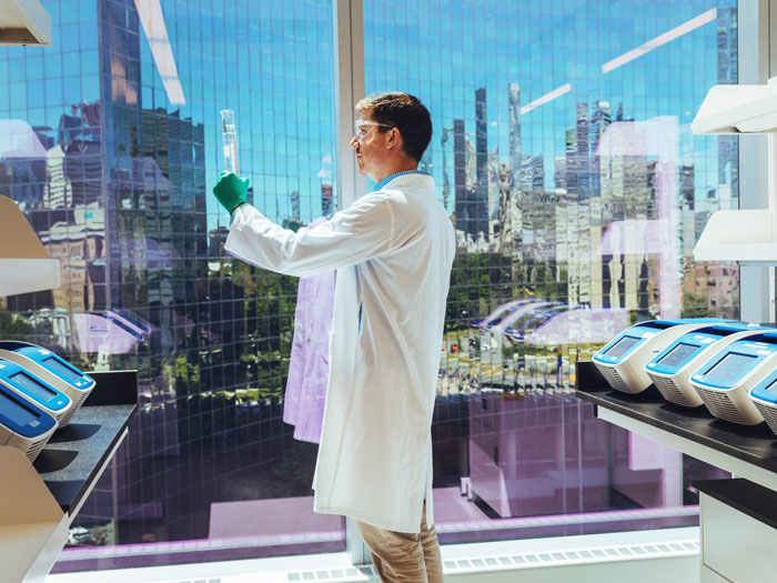 Scientist in laboratory 