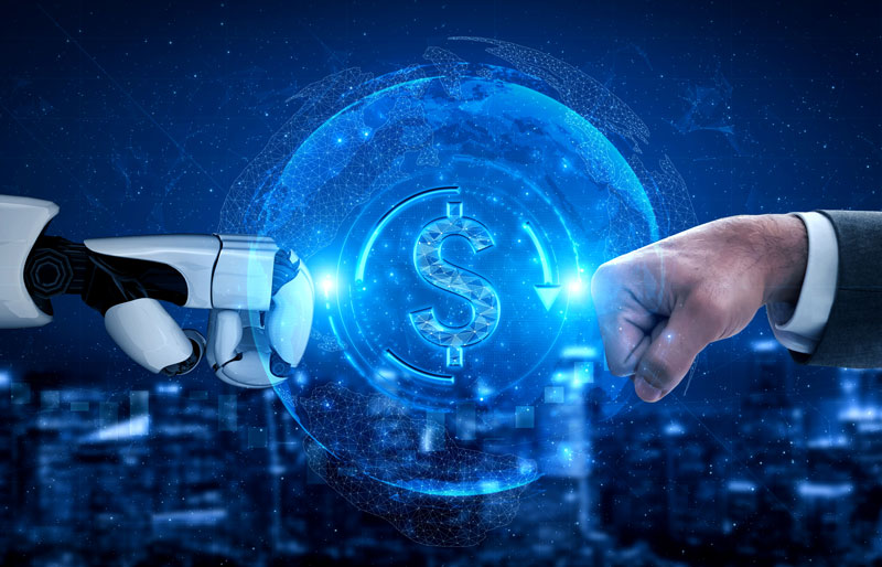 Montage graphique d’une main robotique et une d’un être humain qui se rapprochent face-à-face pour se taper avec les poings fermés avec un arrière-plan sur fond bleu et un signe de dollar étincelant situé au centre.