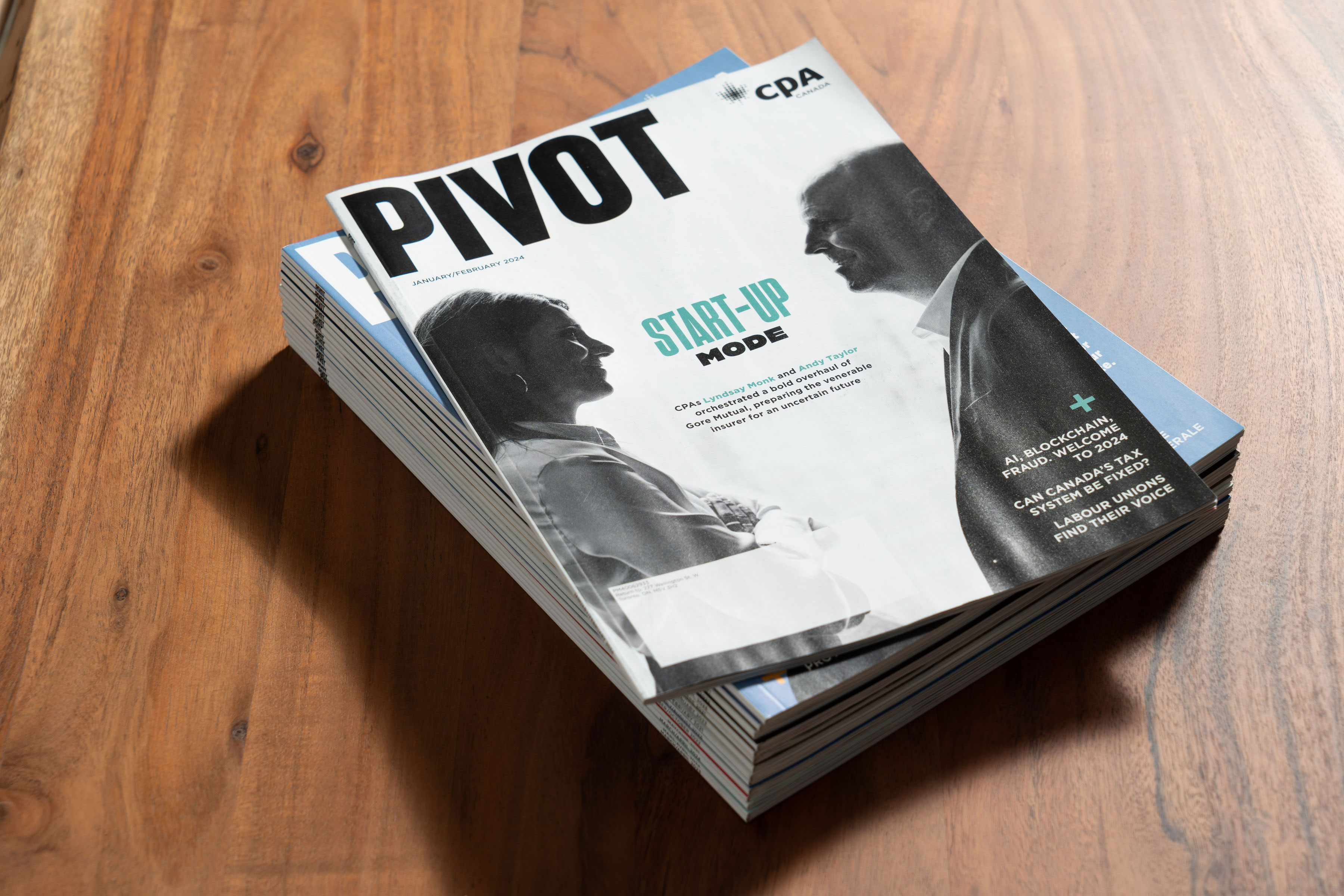 Copies of Pivot magazine